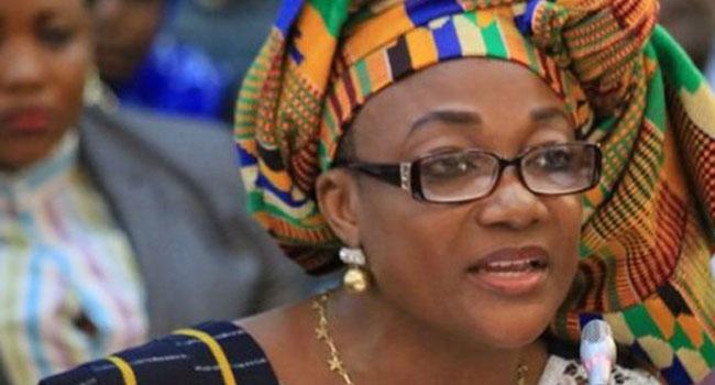 Ghana - Une ministre suscite une polémique en associant minijupe et viol