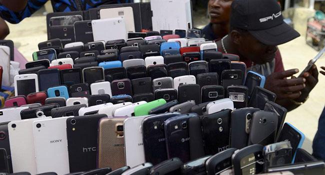 CÃ´te d'Ivoire - Le gouvernement interdit la vente de cartes SIM aux moins de 16 ans